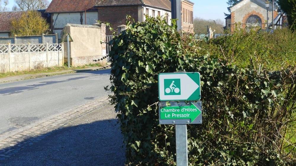 Le Pressoir Daire Beaumesnil  Dış mekan fotoğraf